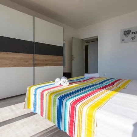 Apartment Duilo